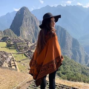 Meet your Posher, Marcele